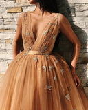 Ball Gown Tulle V Neck Homecoming Dresses with Appliques, Short Prom STK20392