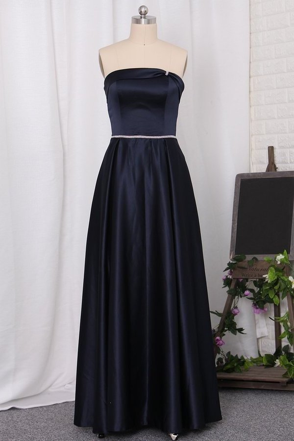 2024 Strapless A Line Bridesmaid Dresses Satin With PGCYSCZQ