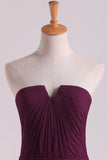 2024 Notched Neckline Bridesmaid Dresses Floor Length With Ruffles PGCQGLHY