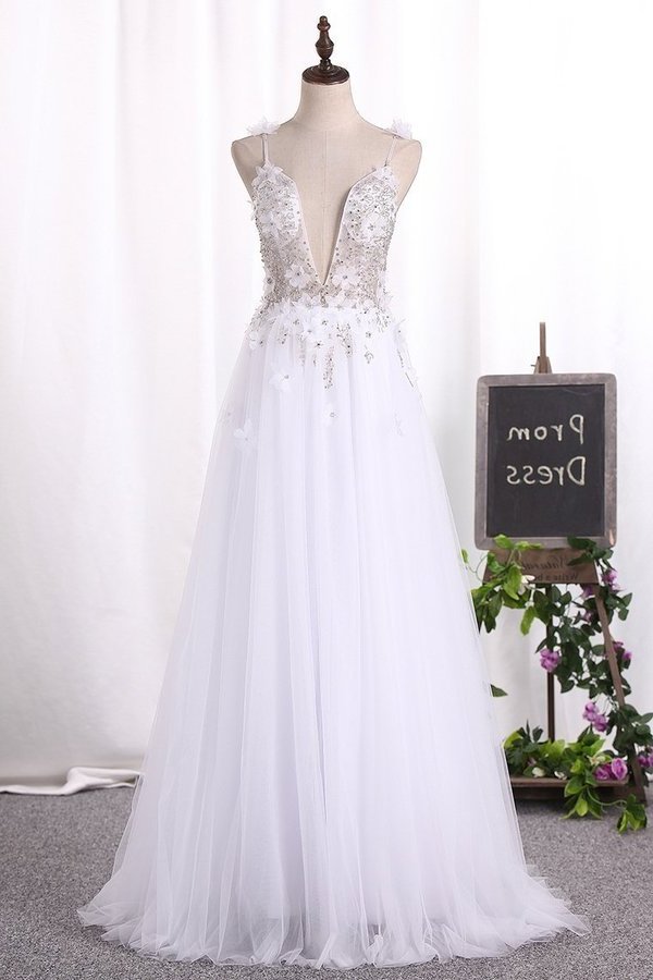 2024 Spaghetti Straps Wedding Dresses A Line Tulle With Beads PYX9K1FG