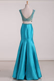 2024 Two Pieces Prom Dresses Satin With Beading P29XBRGF