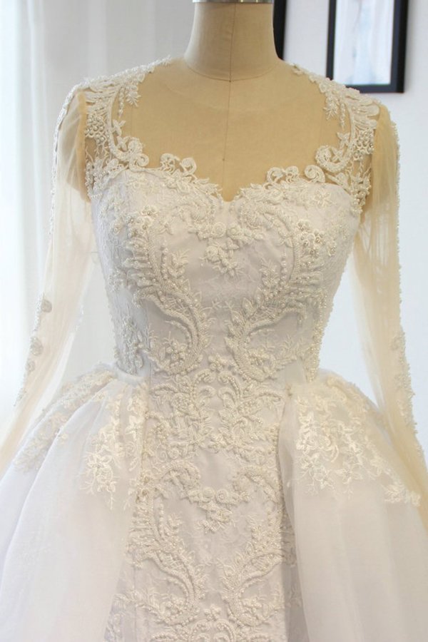 2024 Scoop Long Sleeves Wedding Dresses Mermaid Tulle With Beading PL7KKPYK