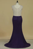 2024 Plus Size V Neck Mermaid/Trumpet Prom Dresses With Beading Sweep PD6EB9TE