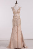 2024 V Neck Prom Dresses Mermaid With Beading And P6HQ4TY4