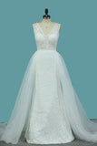 2024 Lace V Neck Wedding Dresses Mermaid With Sash P8Y3Q27P