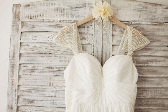 Cap Sleeve Floor Length Chiffon Beading Pleated Wedding Dresses