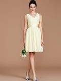 A-Line/Princess V-neck Sleeveless Sash/Ribbon/Belt Short/Mini Chiffon Bridesmaid Dresses TPP0005048