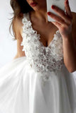 A-Line V-Neck Short Prom Dress White Tulle Lace Beads Homecoming Dress with Appliques