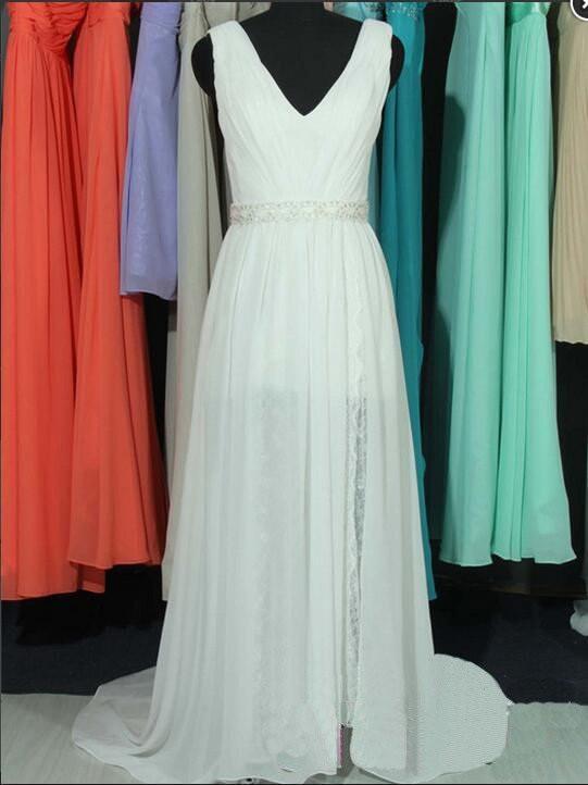 Charming V-Neck Lace Sleeveless Side Slit Vintage Prom Dresses